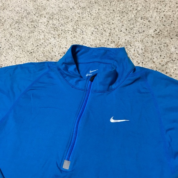 Nike Dri Fit Top - Picture 2 of 3